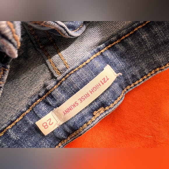 Levi’s 721 high-rise skinny good condition size 28 - Picture 4 of 5